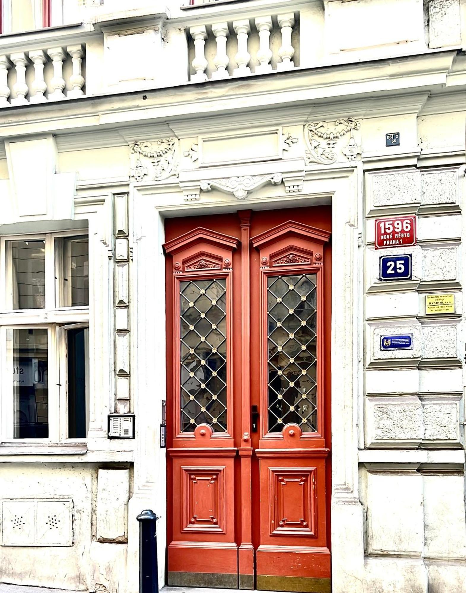 Summer Hostel