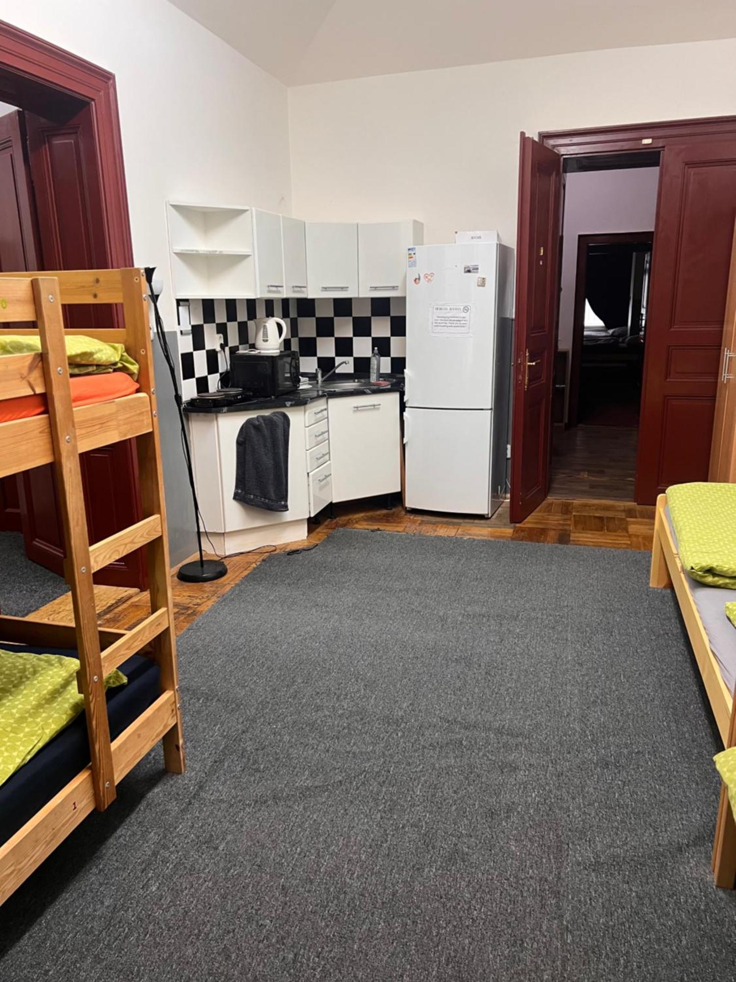 Summer Hostel *
